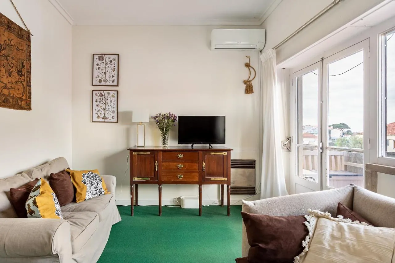Апартаменты Joivy Vintage Flat With Terrace Лиссабон